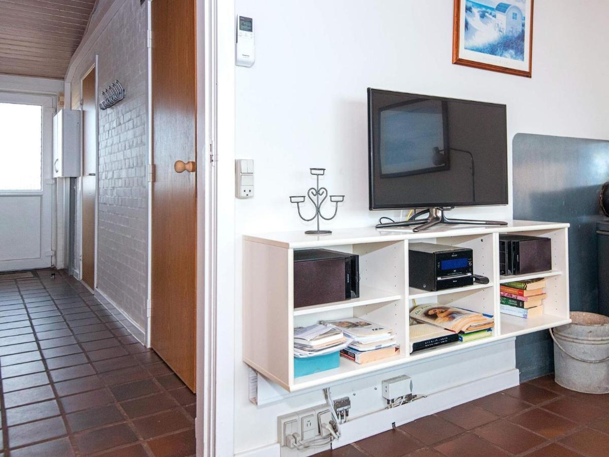 6 Person Holiday Home In Henne ヘンネ・ストランド エクステリア 写真